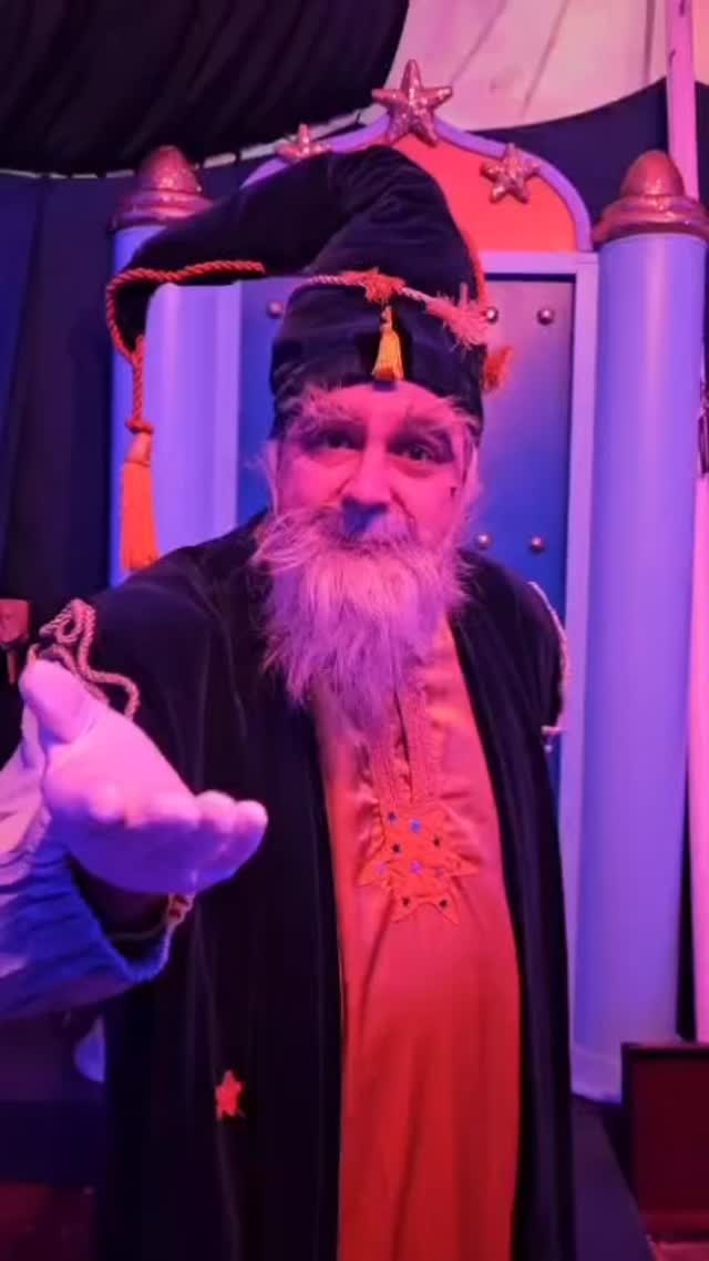 🧙‍♂️MISSATGE OFICIAL DEL MAG MAGINET ALS INFANTS DE CORNELLÀ!!

No us oblideu de portar el vostre element màgic aquesta tarda!💡

#Cornellà #cornelladellobregat #ajuntamentcornella #queferacornella #magmaginet⭐🌙