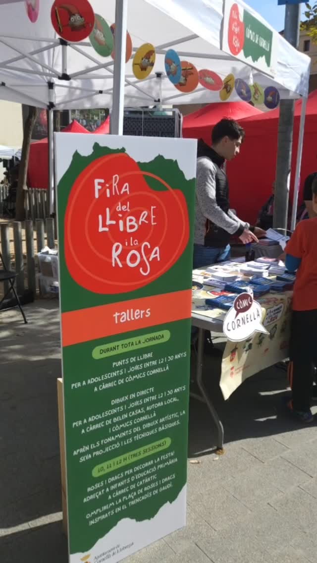 Avui, Cornellà ha tornat a omplir els carrers de cultura… i de vida 📚

Durant tot el dia, la plaça de l’Església s’ha convertit en un punt de trobada on la lectura i les roses han estat protagonistes.

🌹 Passejos entre llibres i roses
📕 Històries compartides
✍️ Autors i autores signant i connectant amb la ciutadania
🎭 Espectacles familiars 

🐲 La plaça s’ha omplert de roses i dracs de colors.

Ara, quan el dia s’acaba… fem el resum de la jornada. 

❤️ Gràcies per fer de Sant Jordi una diada tan especial.

👉 Més informació a cornella.cat i queferacornella.cat

💬 Quin ha estat el teu moment preferit d’avui?

#Cornellà #cornelladellobregat #ajuntamentcornella #SantJordi