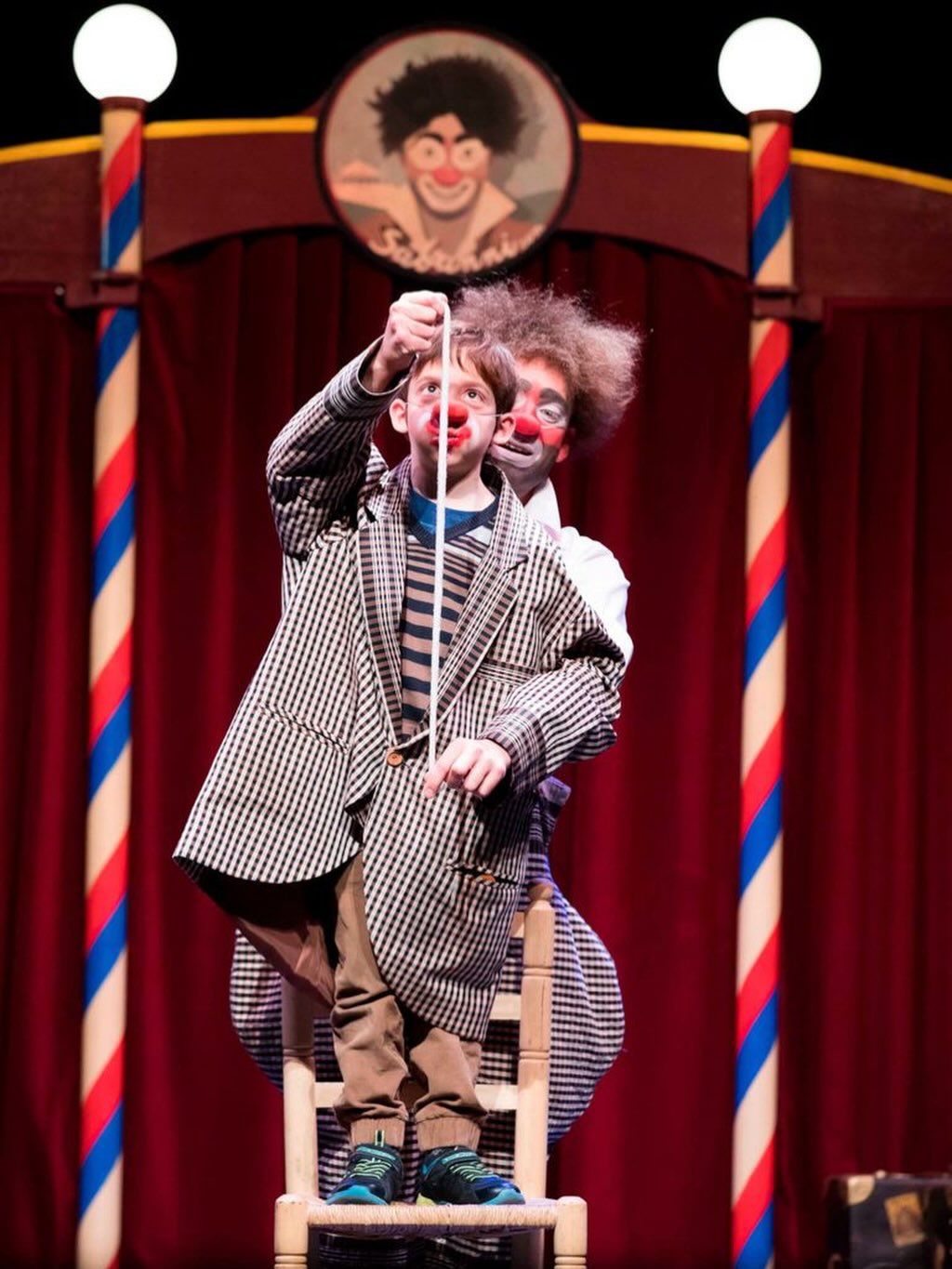 🎪🏃‍♂️‍➡️ Calentem motors per al @fipallassoscornella🤡 amb un espectacle de pallassos de la @cia.sabanni!!
El pallasso Sabanni arribarà a Cornellà disposat a veure un gran espectacle... tot i ser ell el responsable d’actuar! 😱🤣

📍Diumenge 11 d’octubre, a les 12h, a la plaça d’Europa🌟🤩

Projecte “A peu d’Escena, Menuts”, de l’@aj.cornella
Entrada ✨lliure i gratuïta✨
🔗Més info a l’enllaç del perfil

#apeudescenacornella #cornella #cornelladellobregat #ajuntamentdecornelladellobregat #culturacornella