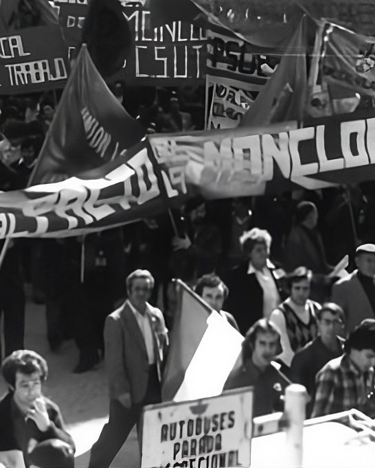 Sabies que Cornellà té una història obrera que va marcar tota una generació?
Aquest diumenge 10 de maig tens l’oportunitat de viure-la en primera persona 👇

🚶‍♂️ Itinerari del moviment obrer (1962-1977)
Un recorregut únic per descobrir els espais clau de la lluita obrera al Baix Llobregat, amb guia expert.

📍 Sortida: Can Bagaria (TRAM El Pedró)
⏰ 11 h | Durada: 2 hores
🎨 I a més…

Participa en un taller de pancartes i octavetes per reviure l’esperit reivindicatiu de l’època i crea el teu propi missatge!
Una experiència per connectar amb la història, entendre el present i donar veu al futur.

📌 Places limitades
📞 93 474 51 35
📩 patrimonireserves@aj-cornella.cat
👉 T’hi apuntes o vindràs acompanyat/da?

T’expliquem tot a l’enllaç de la bio 👆!

#ItinerariObrer #CornellàDeLlobregat #MemòriaHistòrica #PrimerDeMaig #CulturaLocal @museuscornella