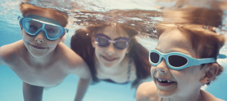 Copmença l'estiu, obren les piscines exteriors de Cornellà de Llobregat,.