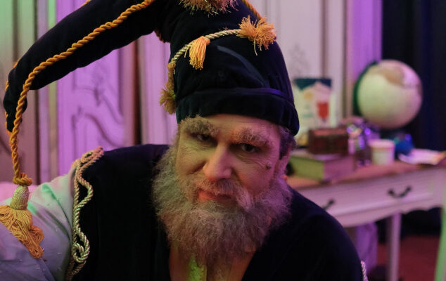 El Campament Oriental torna al parc de Can Mercader per visitar el Mag Maginet.