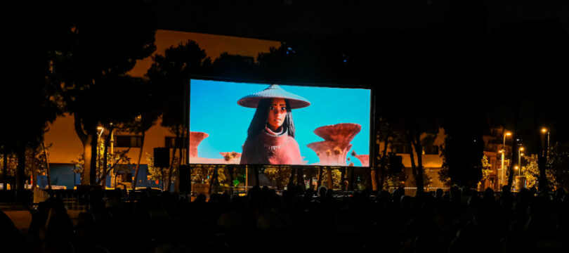 Comença les sessions de Cinema a la Fresca a Cornellà de Llobregat.