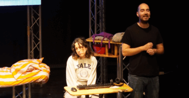 Les sales de teatre de Cornellà de Llobregat presenten dues obres aquest cap de setmana.