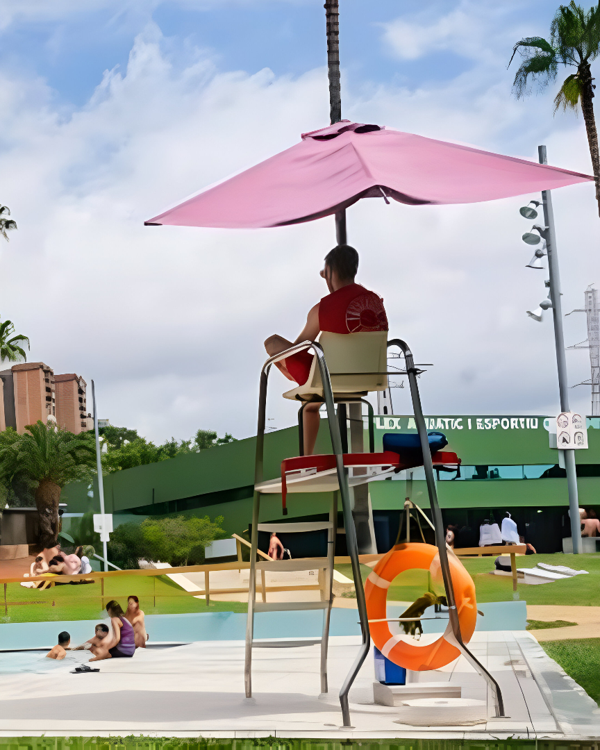 💧 Les piscines exteriors de Cornellà ja fa dies que estan obertes!

Si encara no hi has anat, aquest estiu tens fins al 6 de setembre per refrescar-te a les piscines municipals exteriors del PELL i de Can Mercader.

Un pla ideal per combatre la calor, relaxar-te i passar una bona estona sense sortir de Cornellà.

També hi ha servei de préstec de gandules, amb punts habilitats de recollida i devolució. Tindran prioritat les famílies amb nadons, dones embarassades, persones grans i persones amb mobilitat reduïda.

📅 Fins al 6 de setembre
🕘 Cada dia, de 10.30 h a 19.15 h
📍 Piscines exteriors del PELL i de Can Mercader
🎟️ Tarifes i abonaments disponibles

⚠️ Tancament de portes a les 19.30 h.

⚠️ Important: fins al 31 de juliol, els matins de dilluns a divendres hi ha casals i campus, que tenen prioritat i poden ocupar bona part de l’aforament.

Consulta les tarifes i les normes d’ús abans d’anar-hi.

#queferacornella #cornelladellobregat #cornella #planscornella #estiuacornella #piscinescornella #plansambnens #familia #baixllobregat #agenda