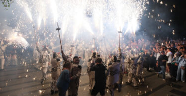 Cornellà de Llobregat repetirà el corndefoc de festa major, suspès per la pluja.