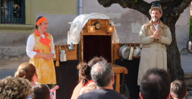 Recta final de la programació A peu d'Escena, Menuts a Cornellà de Llobregat.