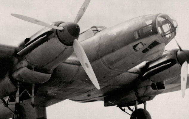 'SOTA LES BOMBES' és l'exposició que arriba aquests dies al Museu Palau Mercader de Cornellà de Llobregat.