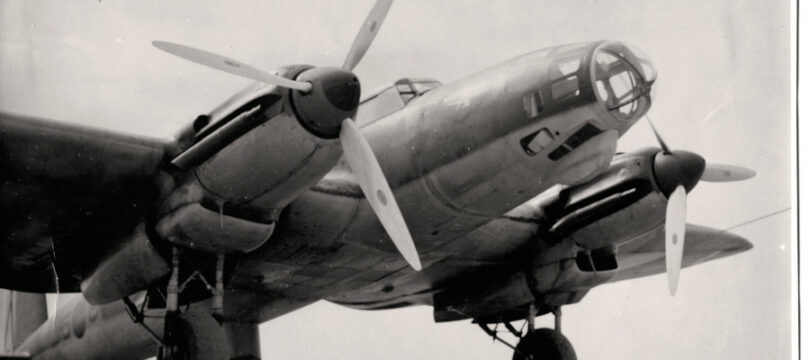 'SOTA LES BOMBES' és l'exposició que arriba aquests dies al Museu Palau Mercader de Cornellà de Llobregat.